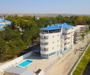 Робинзон отель